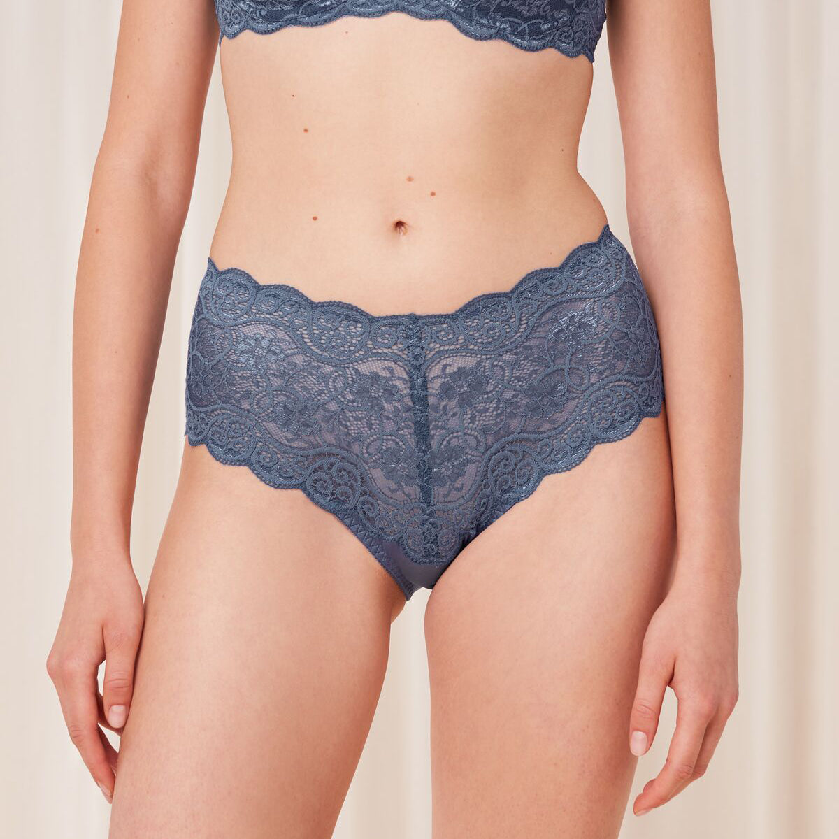 Triumph Amourette 300 maxi slip, blauw