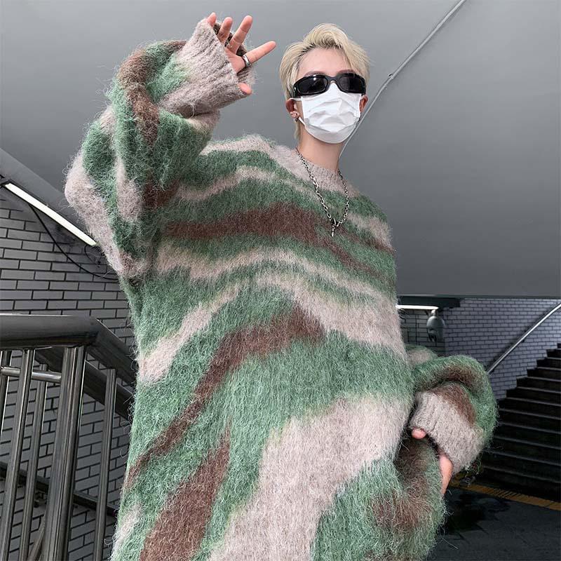 VantaGoods Gestreepte nertsfluwelen trui voor heren: Trendy Japanse stijl, jeugdige ronde hals trui voor herfst en winter. M groen