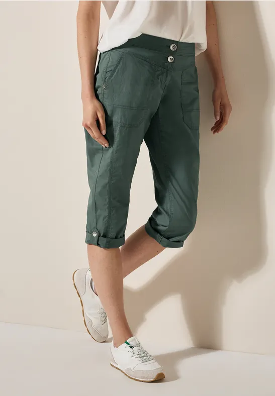 Cecil Capribroek Stijl New York met knoopdetails op de boord