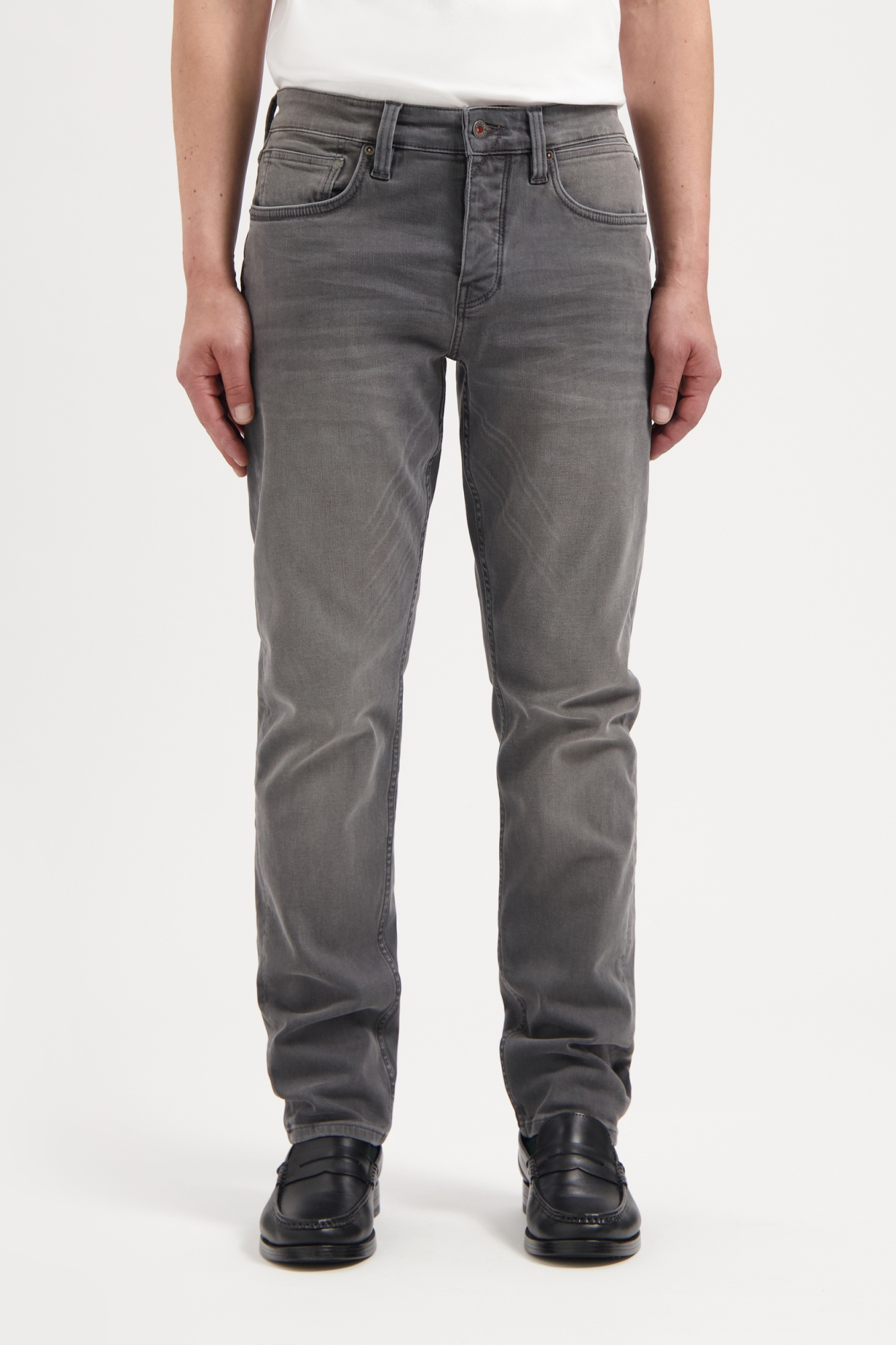 Kuyichi Herren vegan Jeans Jim Regular Slim Steingrau