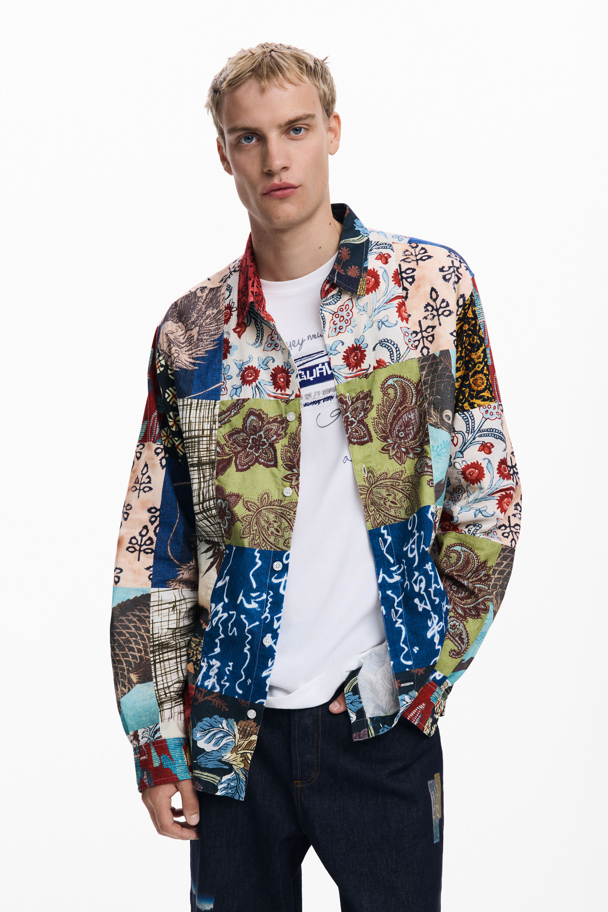 Desigual Patch-effect karper shirt - MATERIAL FINISHES