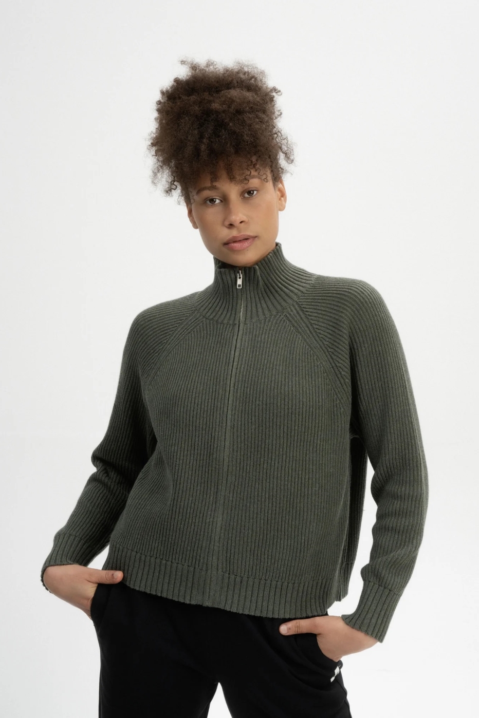 MELA Damen vegan Strickjacke Rippe Kamuka GrÃ¼n nge