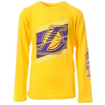 NBA T-shirt  -