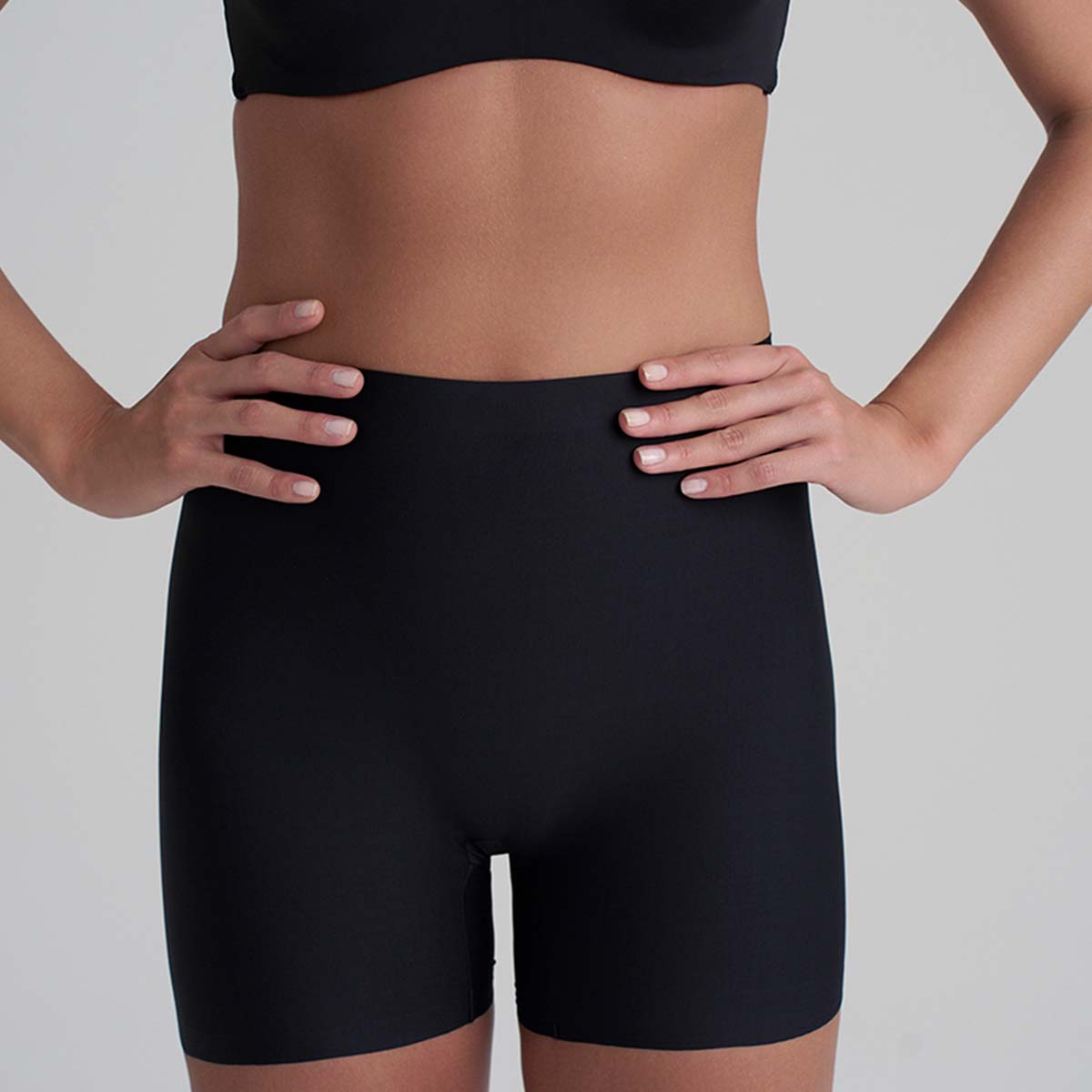 Bye Bra Smooth Essentials Shorty hipster slip, zwart