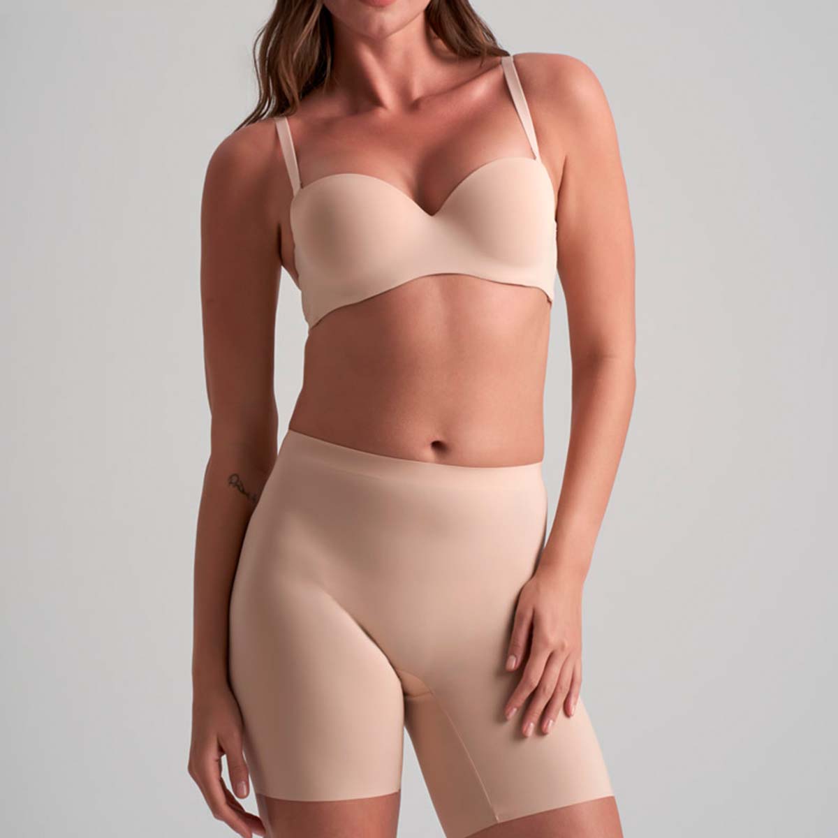 Bye Bra Smooth Essentials Mid Waist korte broek, beige