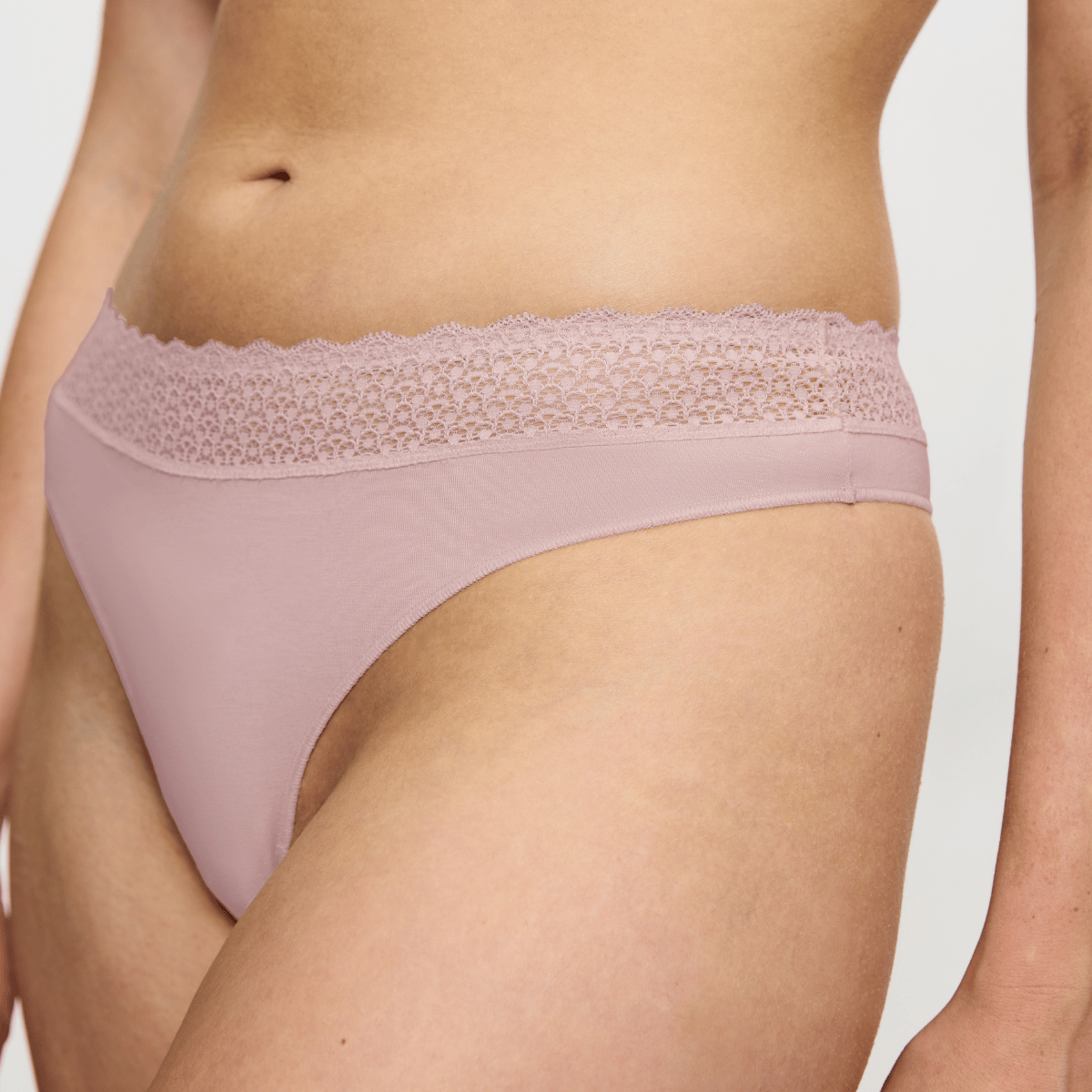 Triumph Feel Of Modal g-string, lichtroze