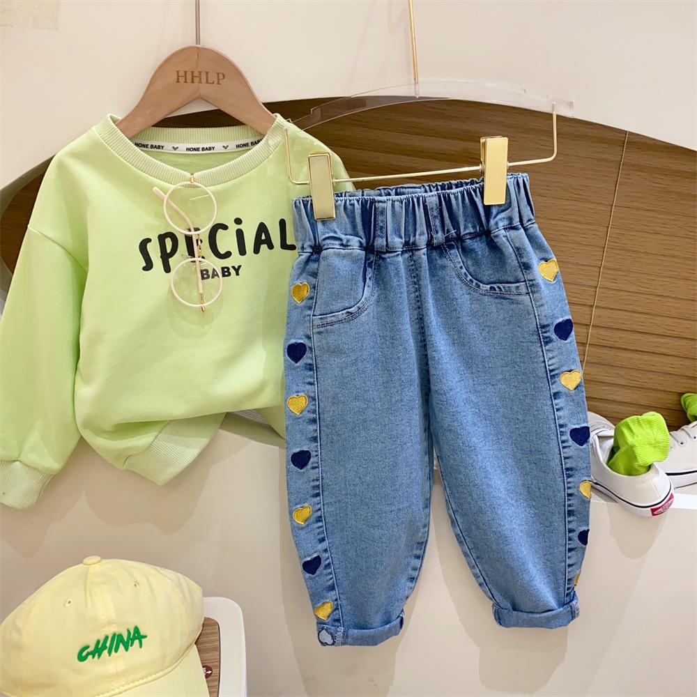 LAOHU Blauwe mode geborduurde bloemenmeisjesjeans babyjongens kinderjeans meisjesbroeken daduhey wijde pijpen broek harembroeken kleding bodems 90cm