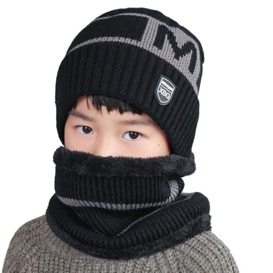 Jiyuge Winter Kindermuts Sjaal Set Letter Gedrukt Verdikt Elastisch Warm Antislip Zachte Koepel Winddicht Oor Nekbescherming Cap Nekwarp Set M zwart