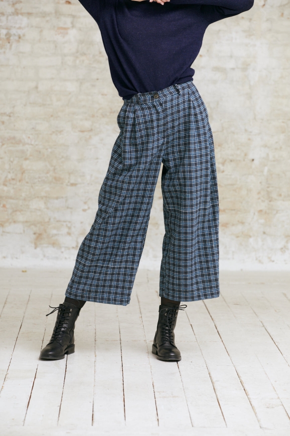 Jyoti Fair Works Damen vegan Culotte Awasi Karos Dunkelblau
