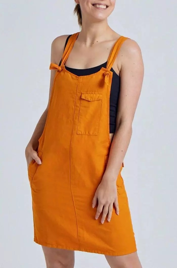 Flax and Loom Damen vegan Kleid Latzhose Peggy Sun Orange