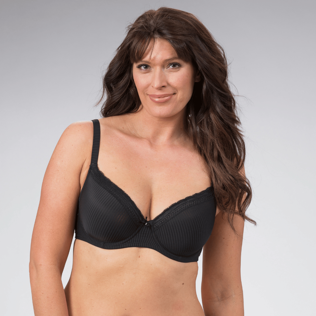 Trofé Laila BH met beugel, zwart