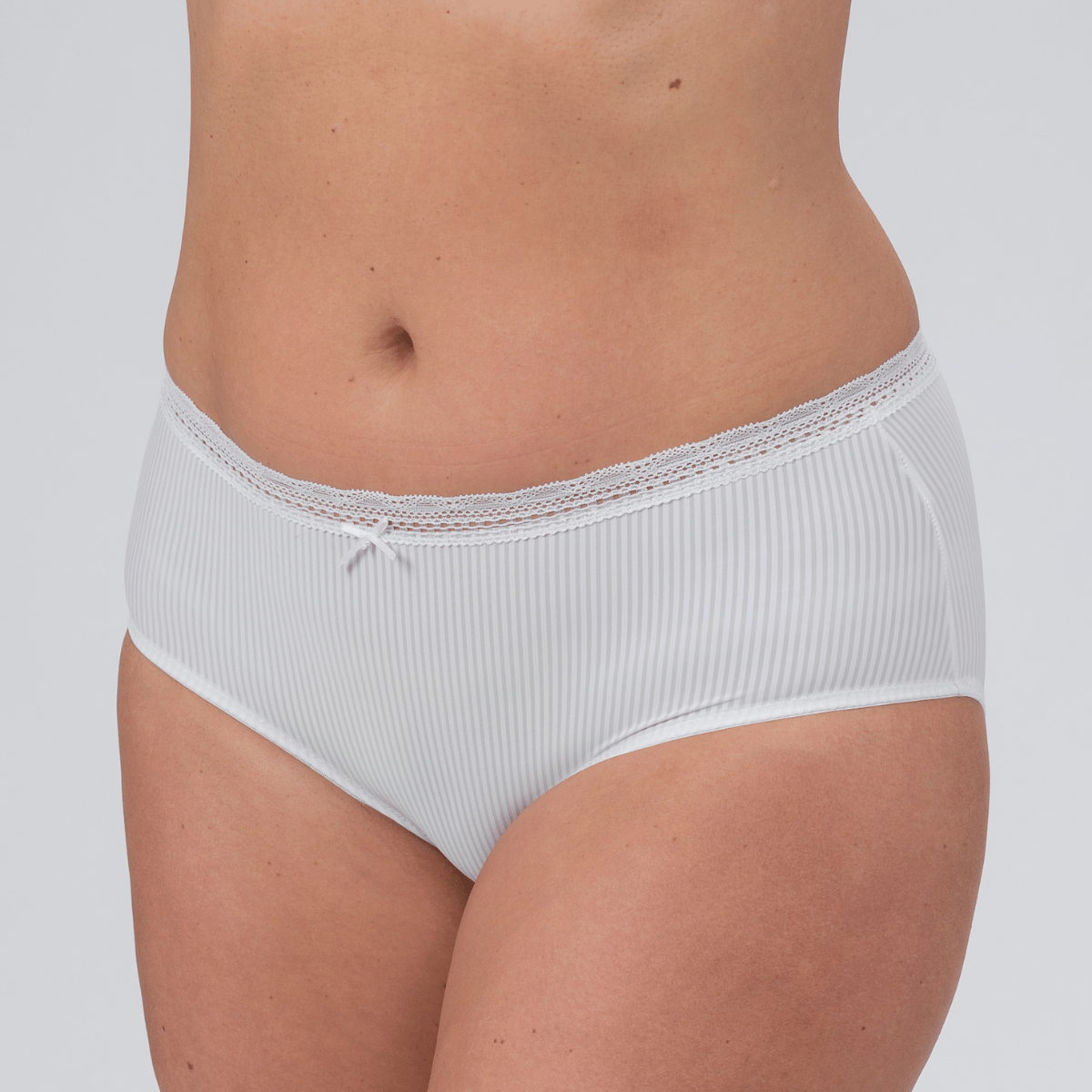 Trofé Laila midi slip, wit