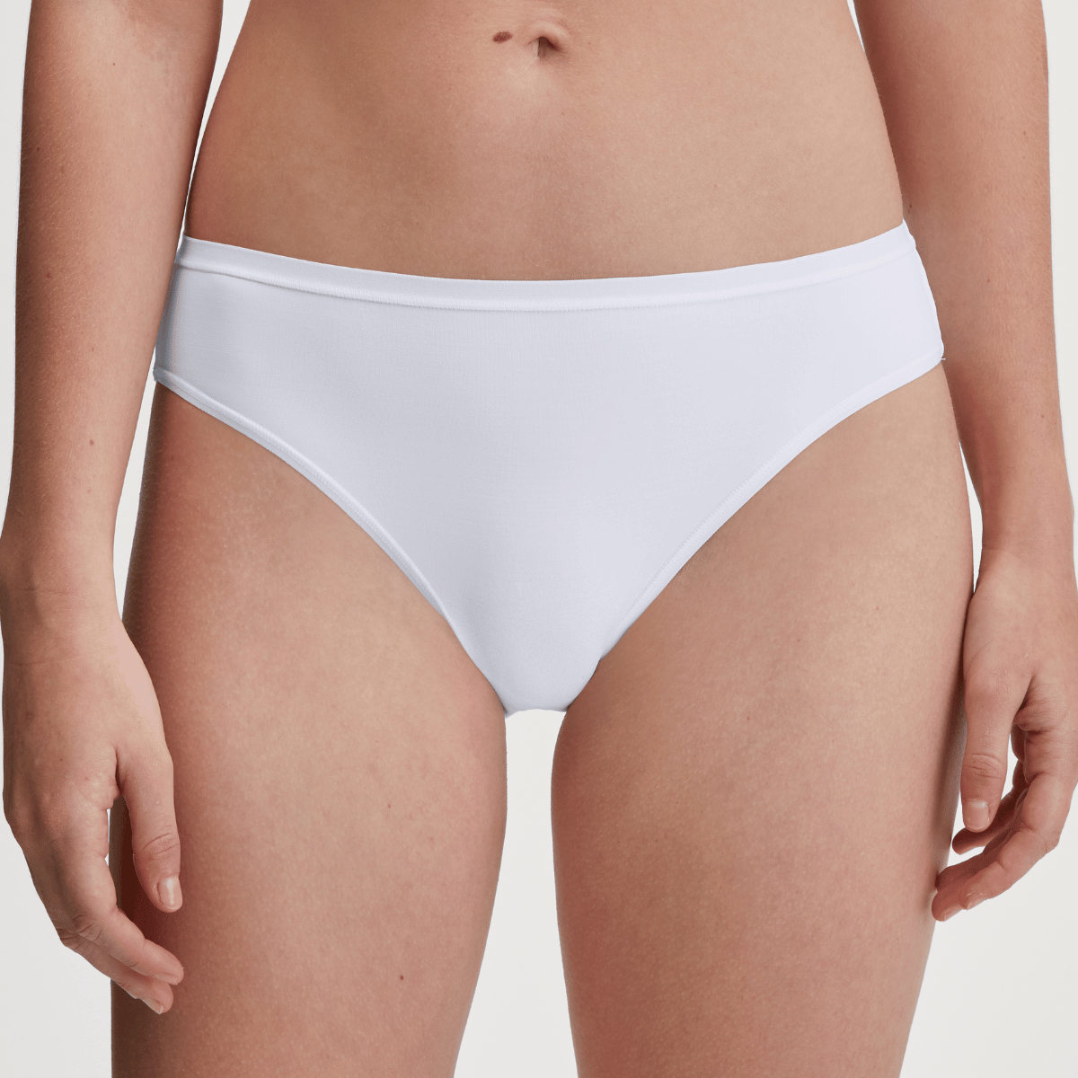 Calida Sleek Skin tai slip, wit