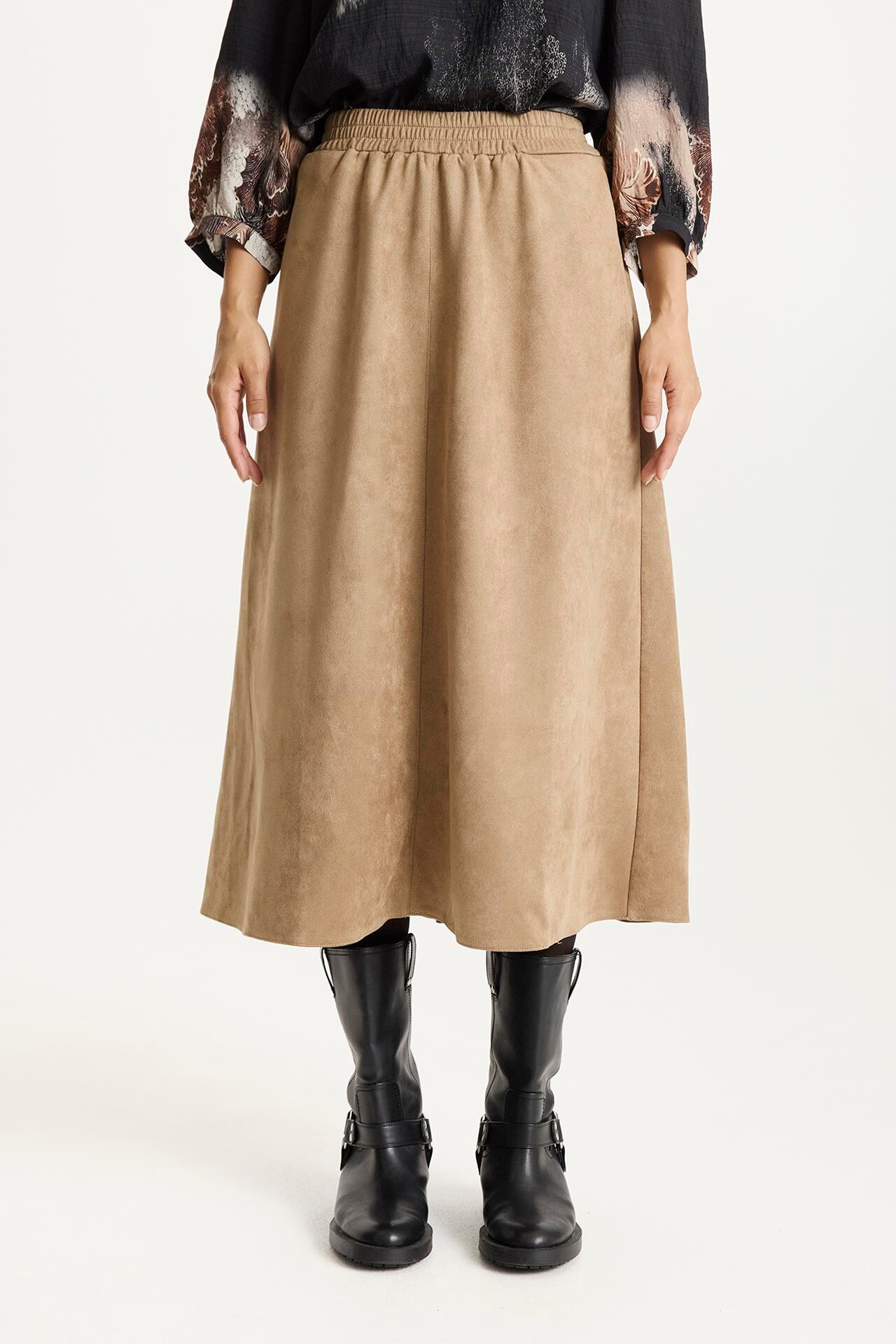 IN FRONT GUDRUN LONG SKIRT 16801 821 (Light Brown 821)
