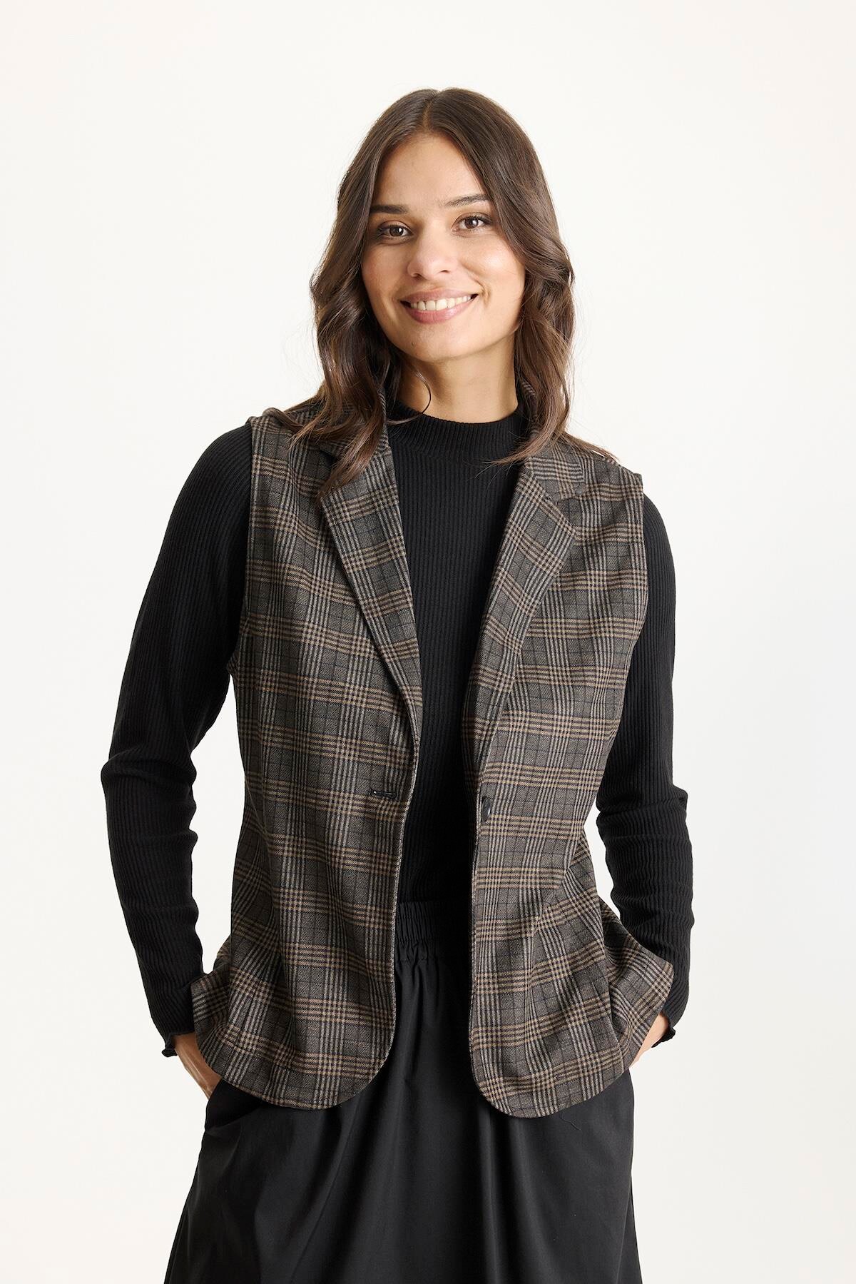 IN FRONT NETE VEST 16821 801 (Brown 801)