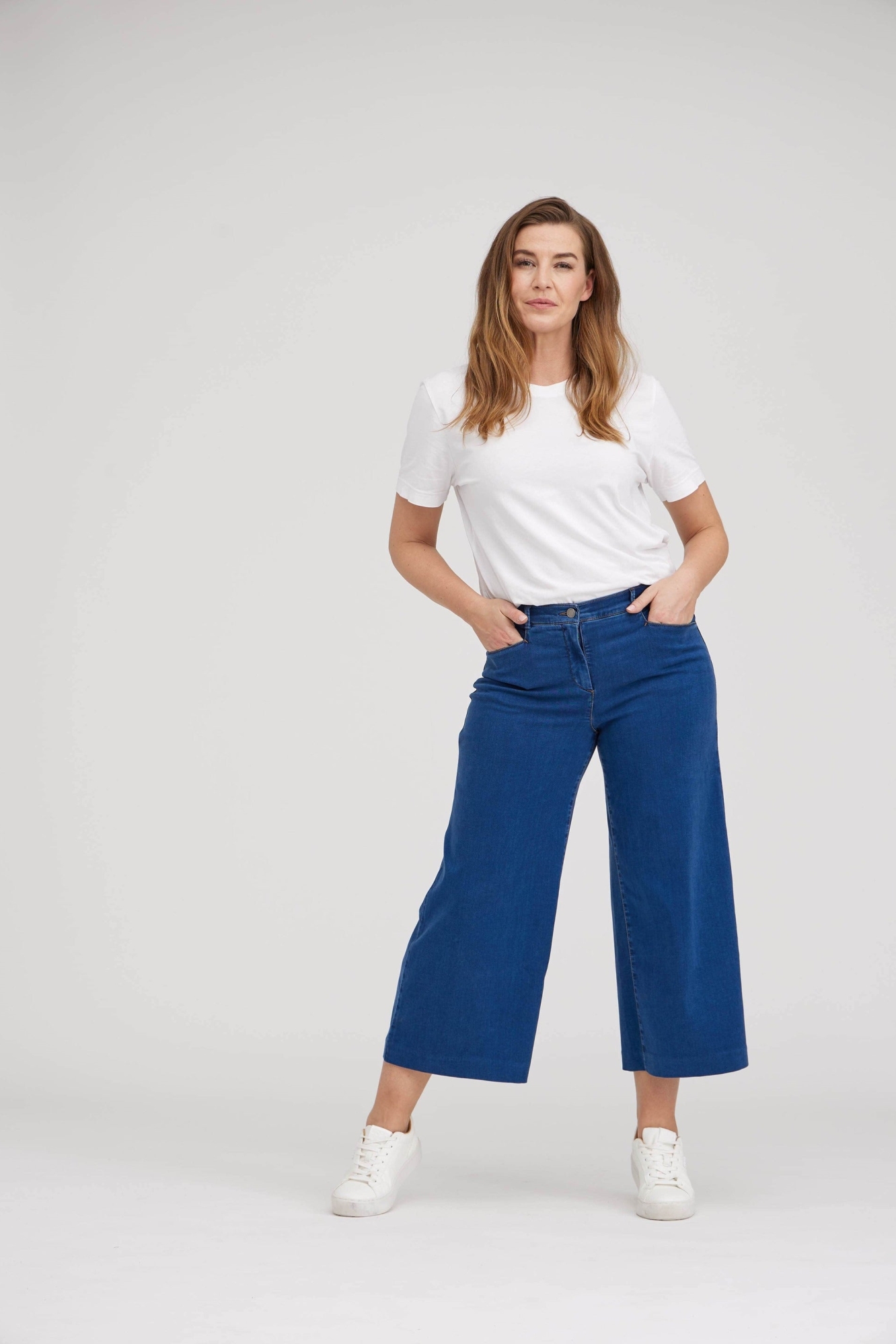 LAURIE Damen vegan Rachel Loose Crop - Blue Denim