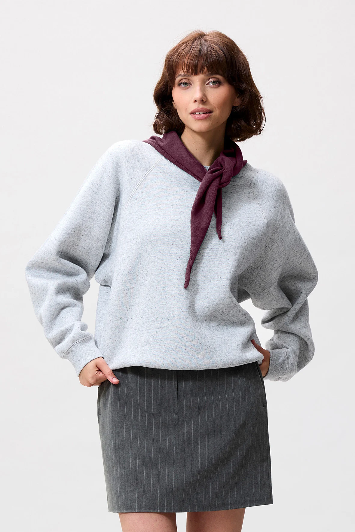 Catwalk Junkie 2504028000 triangle scarf