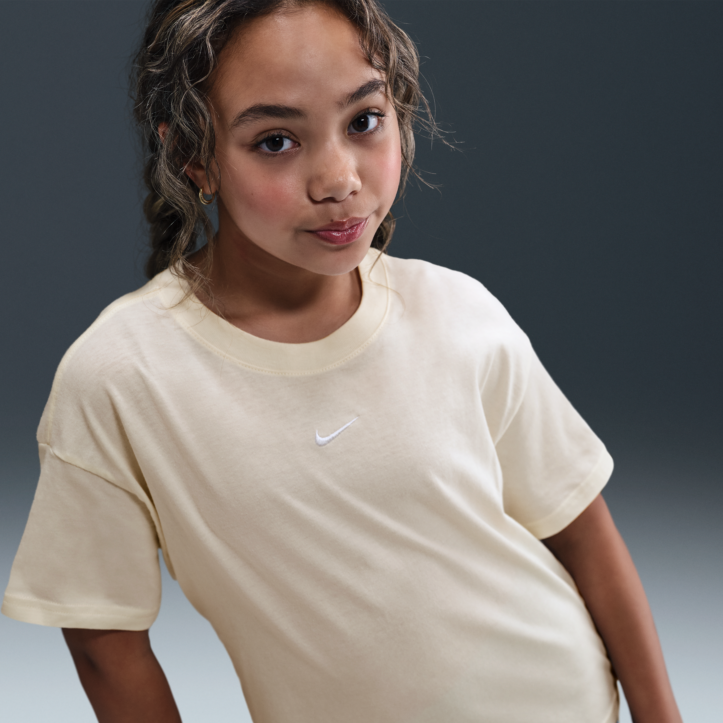 Nike Essential T-shirt voor meisjes - Bruin