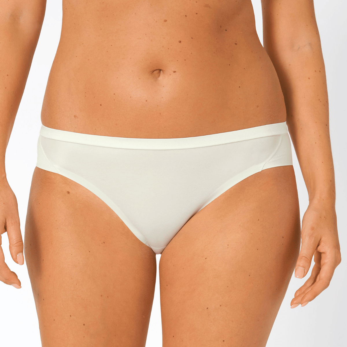 Triumph Body Make-up Soft Touch tai slip, naturel