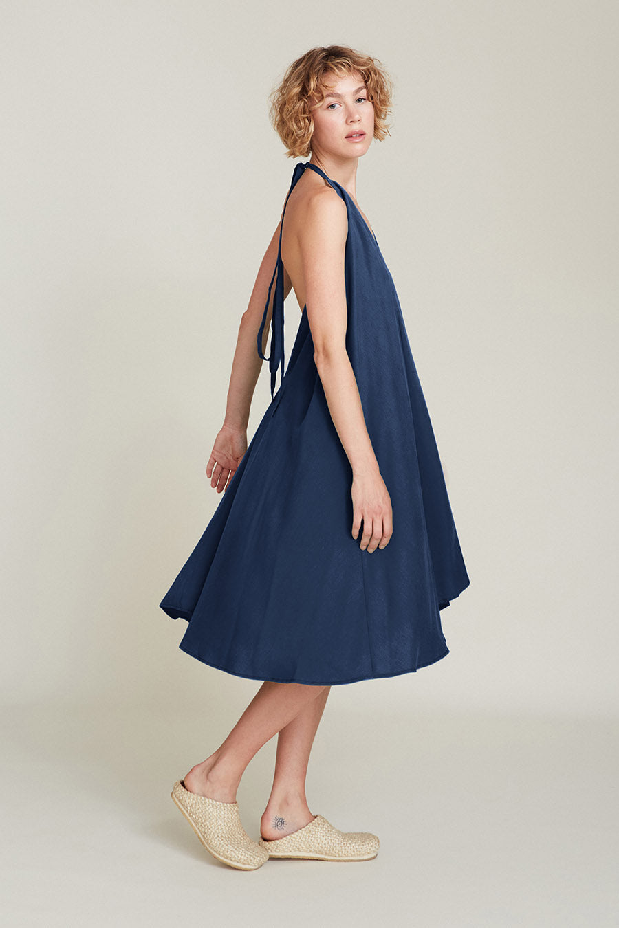 SUITE13LAB Damen vegan Kleid Mp Kurz Majorica Blau