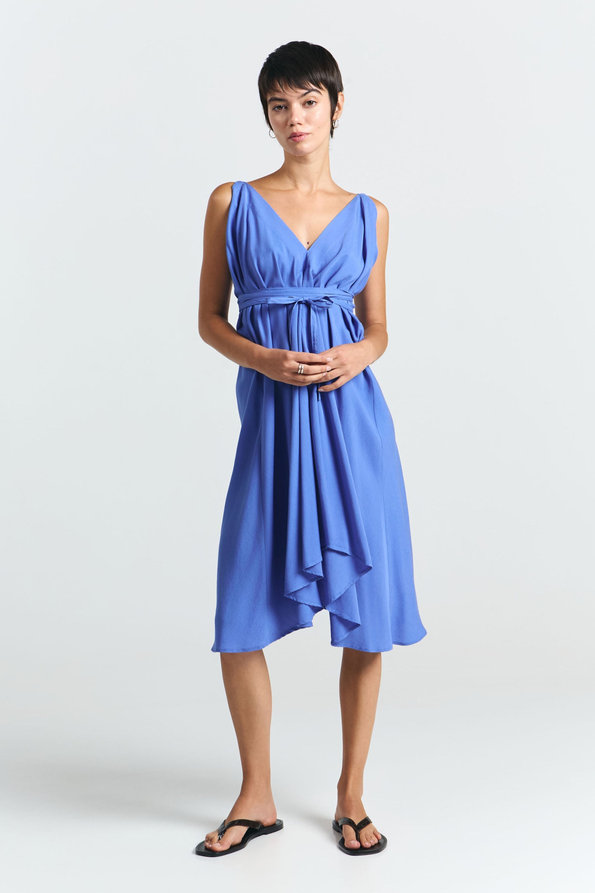 SUITE13LAB Damen vegan Kleid Mp Kurz Klein Blau