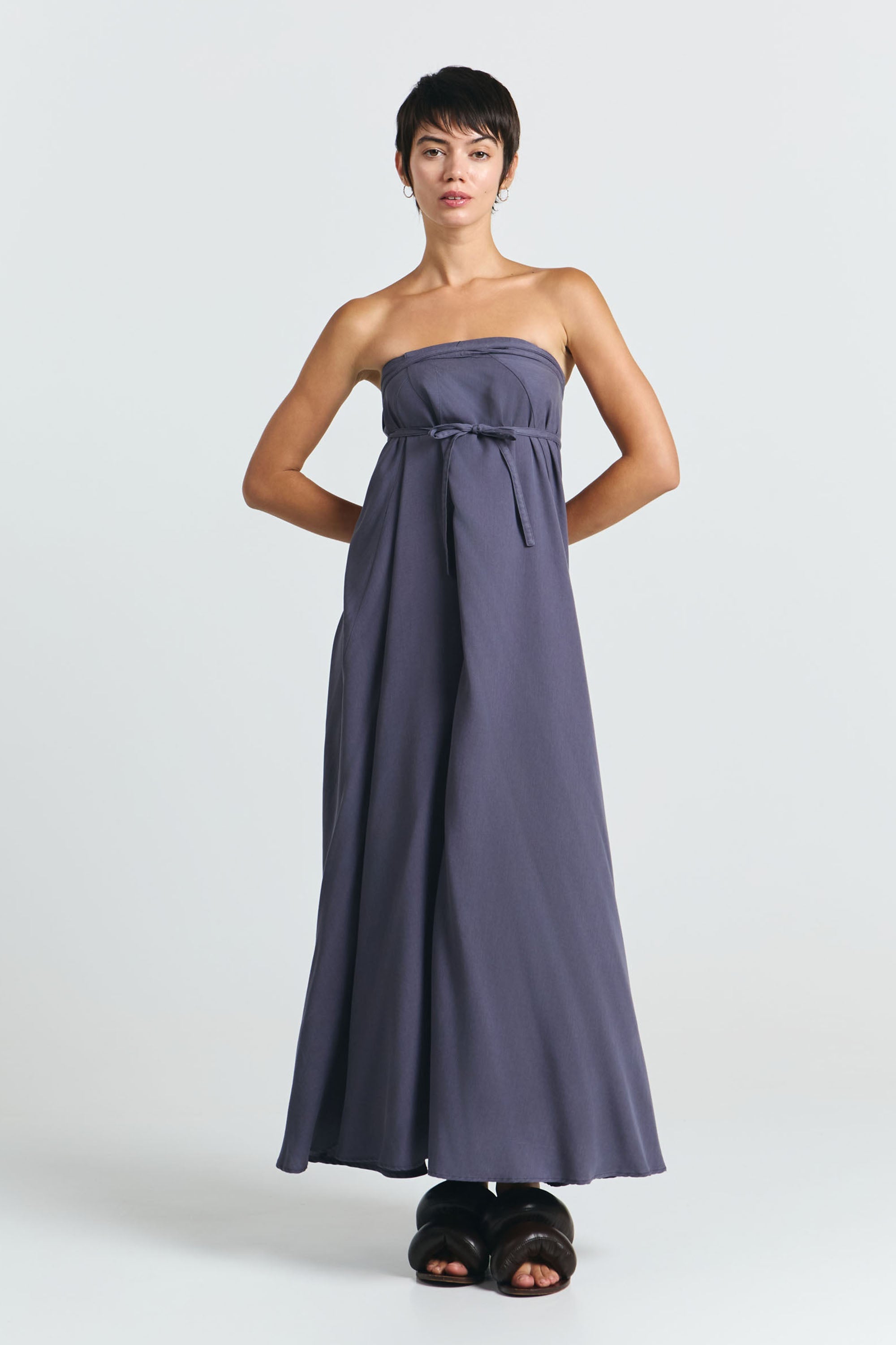 SUITE13LAB Damen vegan Kleid Multiposition Lang Grau