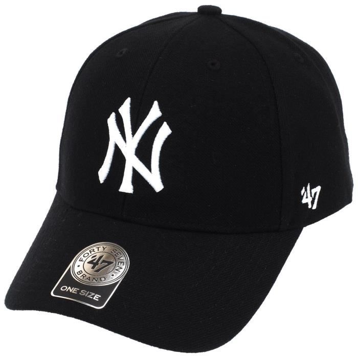 59caps Pet - 47 brand - New York Yankees - Zwart - Verstelbaar - Geborduurd logo zwart