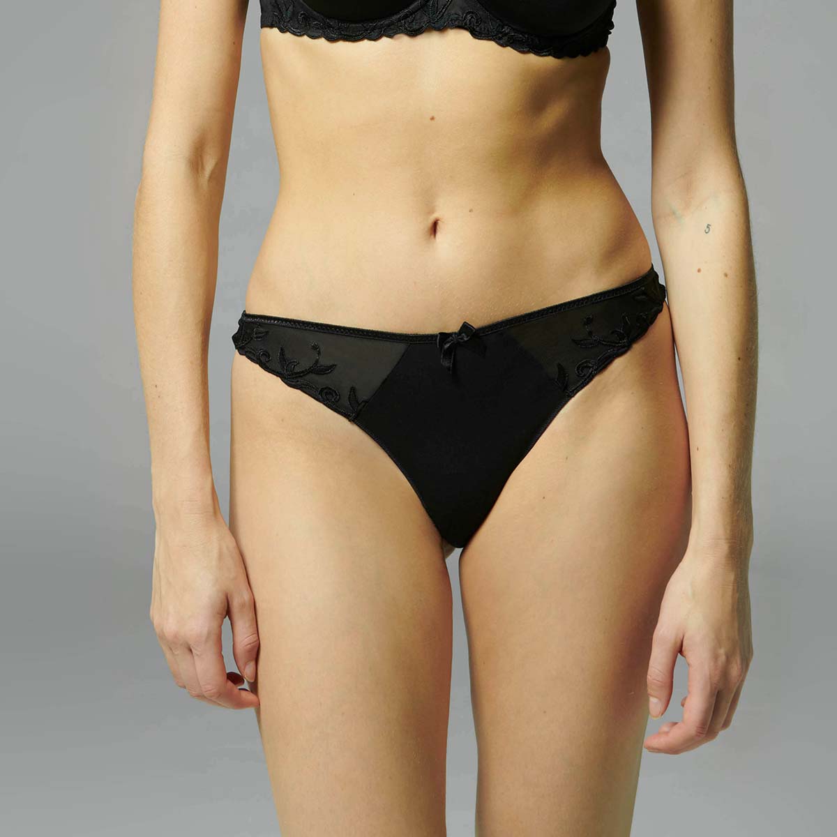 Simone Pérèle Andora g-string, zwart