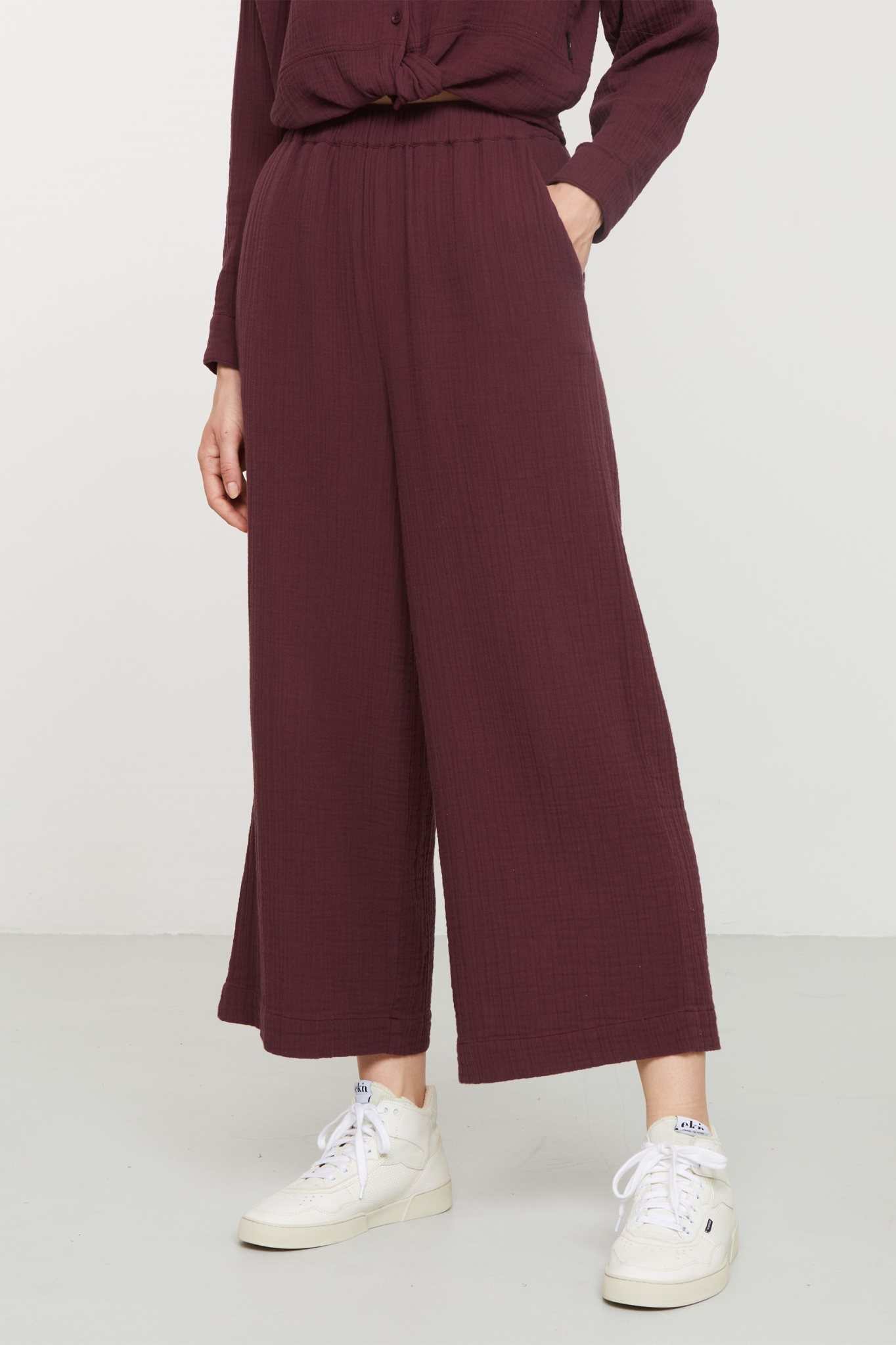 Recolution Damen vegan Culotte Hose Limba Dunkelviolett