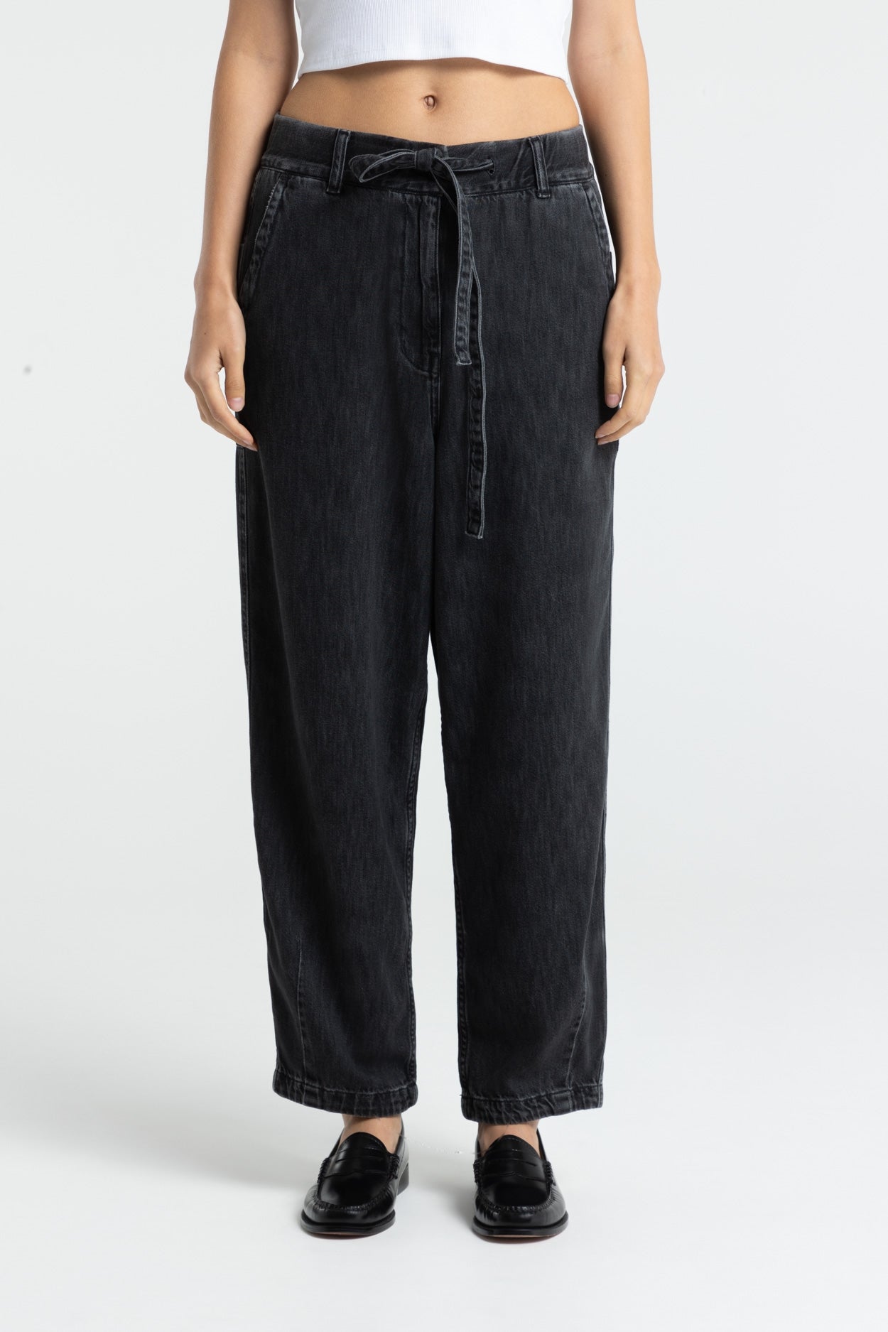 Kings Of Indigo Damen vegan Jeans Rory Quercus Grau