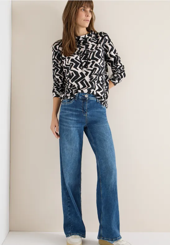 Cecil Trui met staande kraag