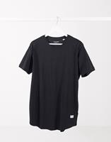 jack&jones Jack & Jones Essentials - T-shirt met lange pasvorm en ronde zoom in zwart