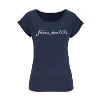 Beachtime T-shirt met modieuze gezegden frontprint "never too late"