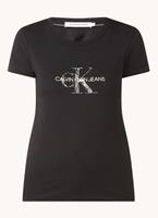 Calvin Klein Jeans Rundhalsshirt »Seasonal Filled Monogram Tee« mit CK Monogramm Logo in trendigem Print