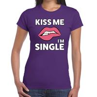 Bellatio Kiss me i am single t-shirt Paars
