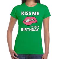 Bellatio Kiss me it is my birthday t-shirt Groen