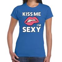 Bellatio Kiss me I am Sexy t-shirt Blauw