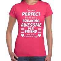 Bellatio Freaking awesome Best friend / geweldige beste vriend cadeau t-shirt Roze