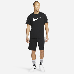 Nike Männer T-Shirt Nike NSW Repeat Sw in schwarz
