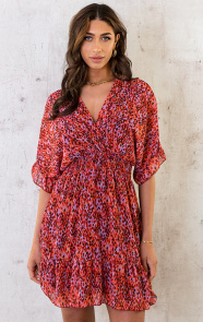 The Musthaves Print Jurk Ruffle Mouw Roze Rood Lila
