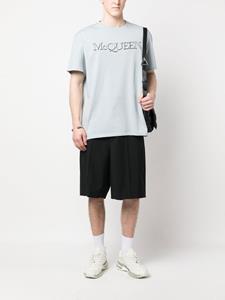 Alexander McQueen T-shirt met logoprint - Grijs