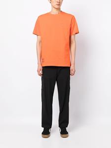 Izzue T-shirt met logopatch - Oranje