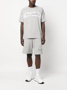 Moncler logo-print cotton T-shirt - Grijs