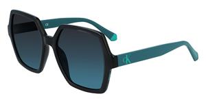 CALVIN KLEIN CKJ21629S | Damen-Sonnenbrille | Eckig | Fassung: Kunststoff Grau | Glasfarbe: Grau / Blau