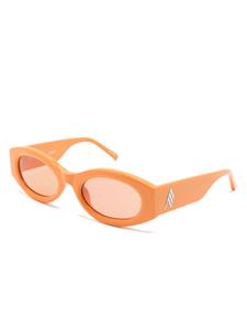 Linda Farrow Arista zonnebril met ovalen montuur - Oranje