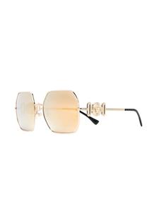 Versace Eyewear VE2248 zonnebril met Medusa-arm - Goud