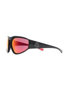 Moncler Eyewear Pentragra zonnebril met schild montuur - Zwart
