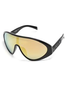 Moschino Eyewear logo-embossed shield-frame sunglasses - Zwart