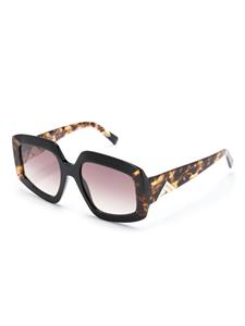 MISSONI EYEWEAR butterfly-frame tortoiseshell-effect sunglasses - Bruin