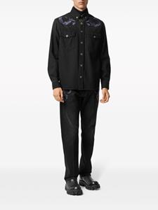Versace embroidered-design denim shirt - Zwart